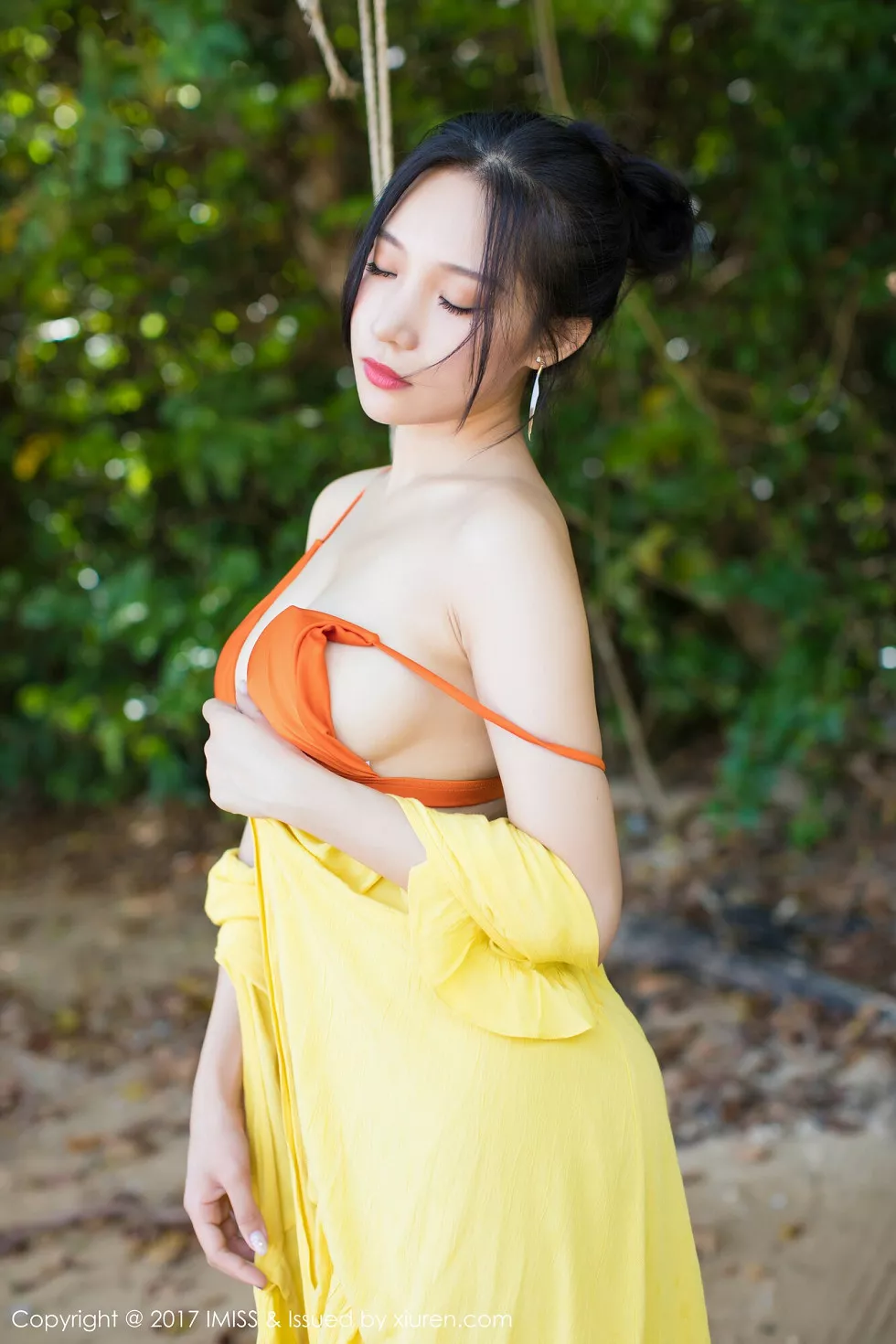 Xgyw.Org_[IMISS爱蜜社]Vol.202_嫩模小狐狸Sica甲米旅拍性感比基尼秀完美身材湿身诱惑写真66P