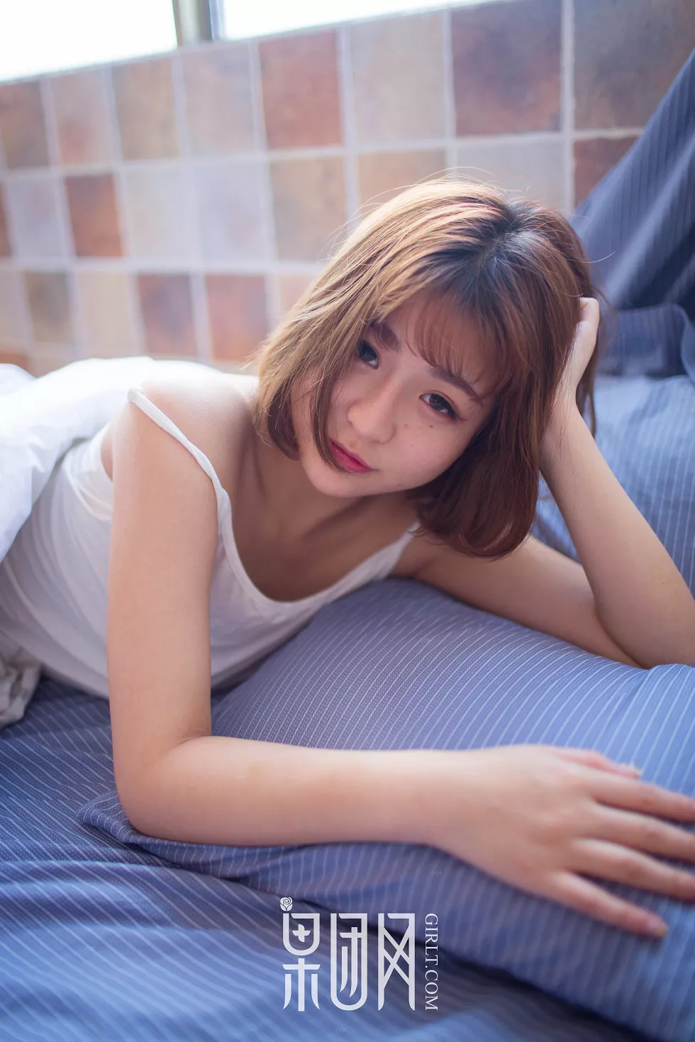 Xgyw.Org_[GIRLT果团网]熊川纪信No.007_萝莉星野千美奈白色吊带真空背心秀巨乳诱惑写真38P