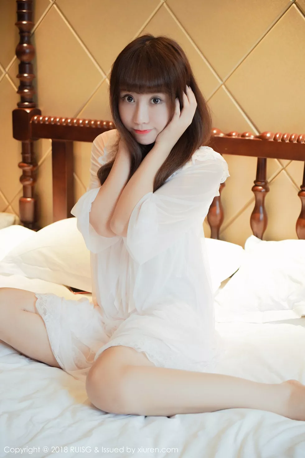Xgyw.Org_[RUISG瑞丝馆]VOL.043_嫩模夏笑笑Summer红色渔网情趣内衣配红丝袜完美诱惑写真44P