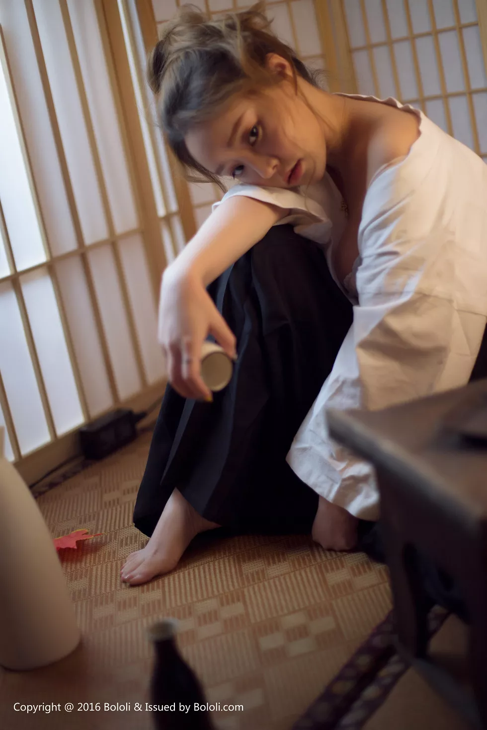 Xgyw.Org_[Tukmo兔几盟]Vol.111_嫩模柳侑绮化身剑道美少女性感白色内衣爆乳诱惑写真25P