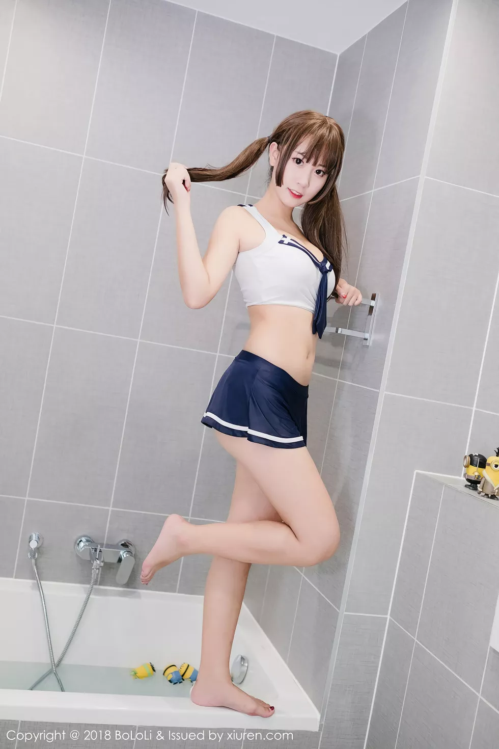 Xgyw.Org_[Tukmo兔几盟]Vol.115_美女主播猫九酱Sakura浴室里性感水手内衣湿身诱惑写真42P