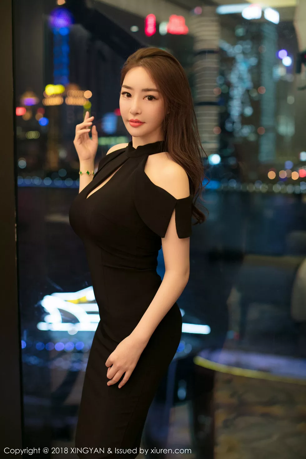 Xgyw.Org_[XINGYAN星颜社]VOL.066_丽质美女卓雅私房黑色蕾丝情趣内衣秀豪乳翘臀火辣诱惑写真41P