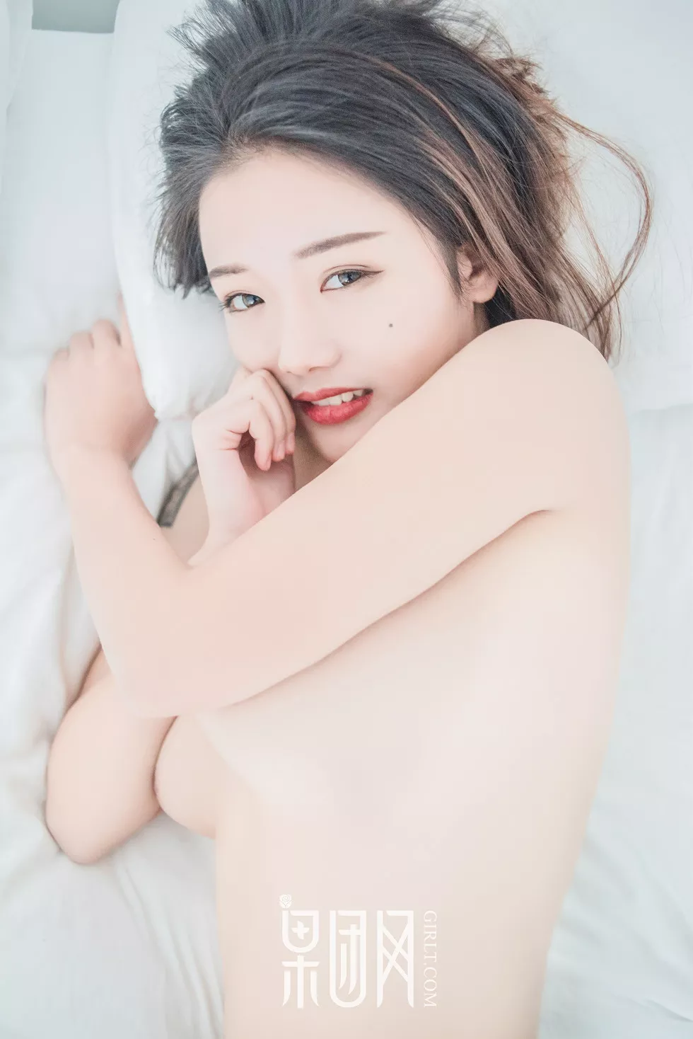 Xgyw.Org_[GIRLT果团网]NO.120_芭比女神私房白色蕾丝高叉连体内衣缕空露美乳火辣诱惑写真43P