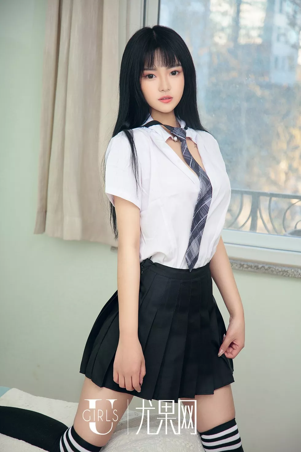 Xgyw.Org_[Ugirls尤果网]U413_嫩模桃子清纯学生装+私房粉色睡衣秀完美身材豪乳诱惑写真65P