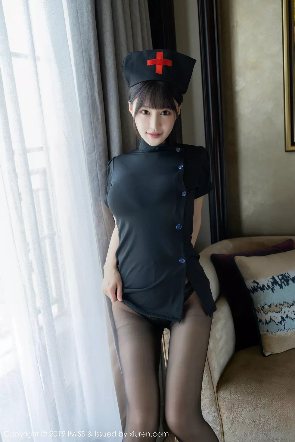 Xgyw.Org_[IMISS爱蜜社]Vol.407_女神Flower朱可儿私房情趣制服秀完美身材破烂黑丝诱惑写真46P