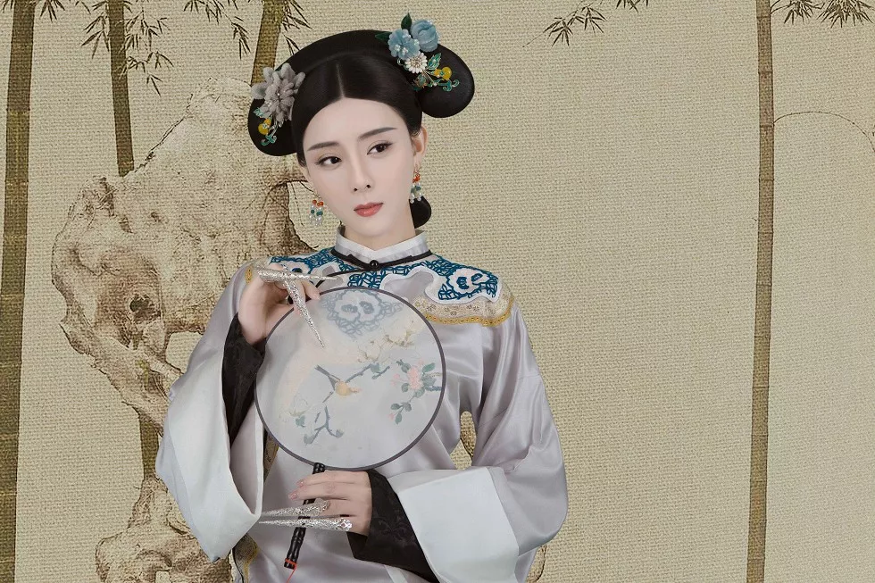 Xgyw.Org_[Toutiao头条女神]No.789_嫩模莫晓希私房古典服饰真空半脱露美背性感写真21P