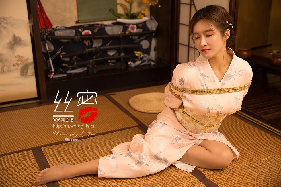 Xgyw.Org_[Toutiao头条女神]No.S011_嫩模JennyR和风花与蛇主题性感姐妹花私房捆绑诱惑写真86P