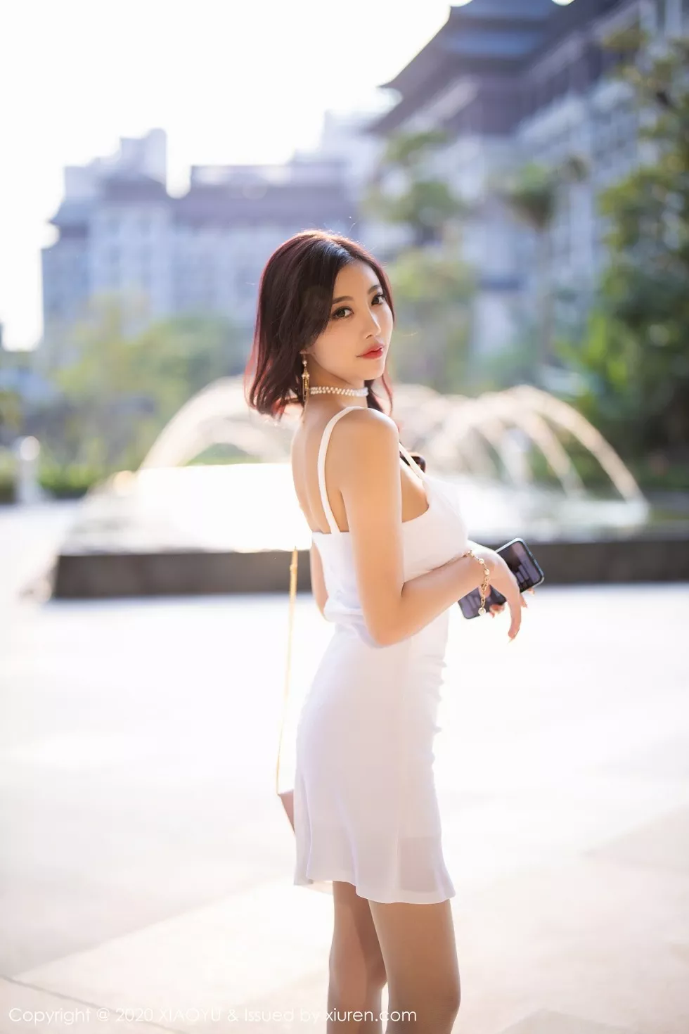 Xgyw.Org_[XiaoYu画语界]Vol.331_女神杨晨晨sugar私房白色吊裙配肉丝裤袜妩媚诱惑写真67P