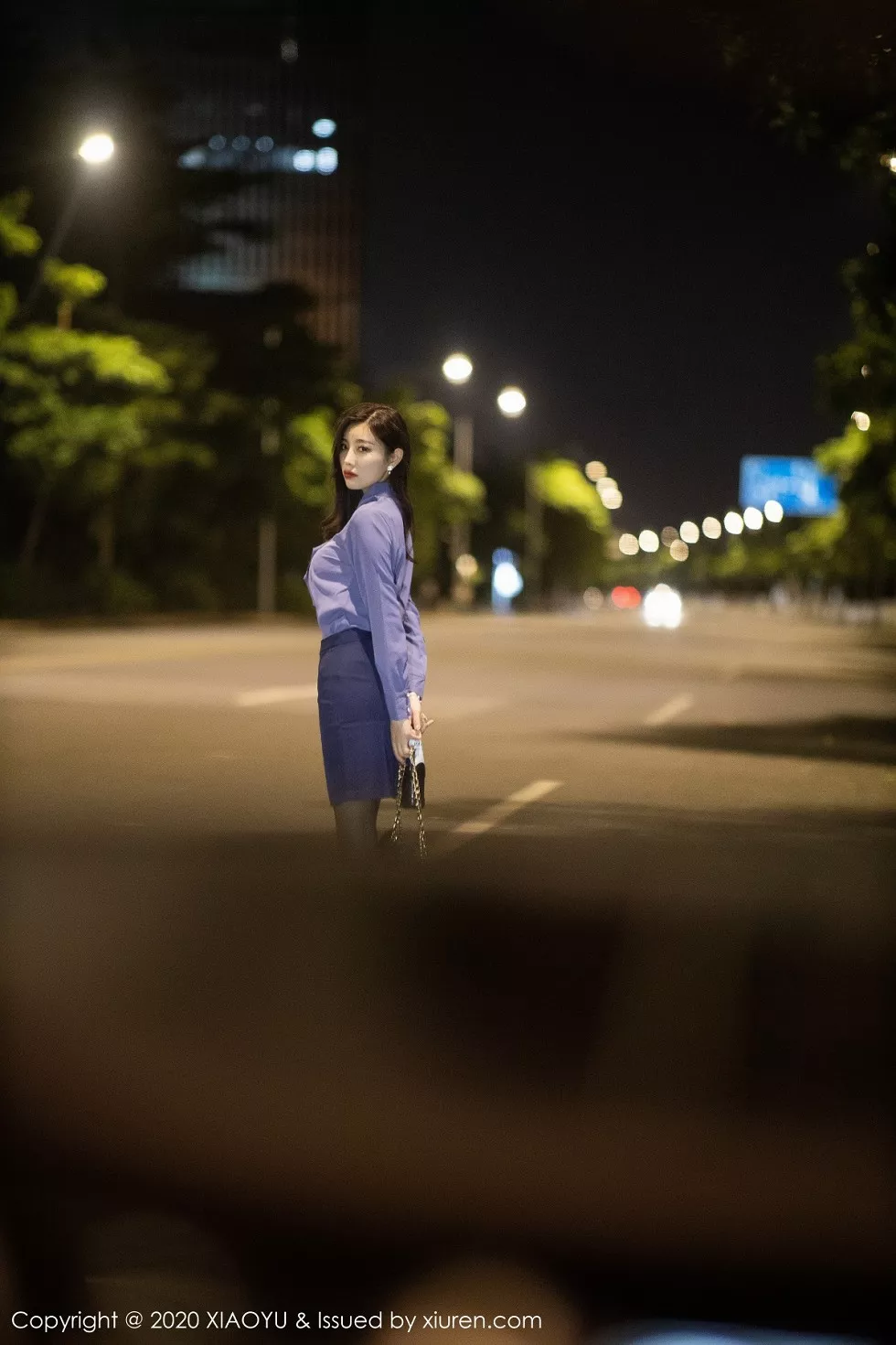 Xgyw.Org_[XiaoYu画语界]Vol.323_女神杨晨晨suga阳朔旅拍豪车内半脱露性感内衣完美诱惑写真87P