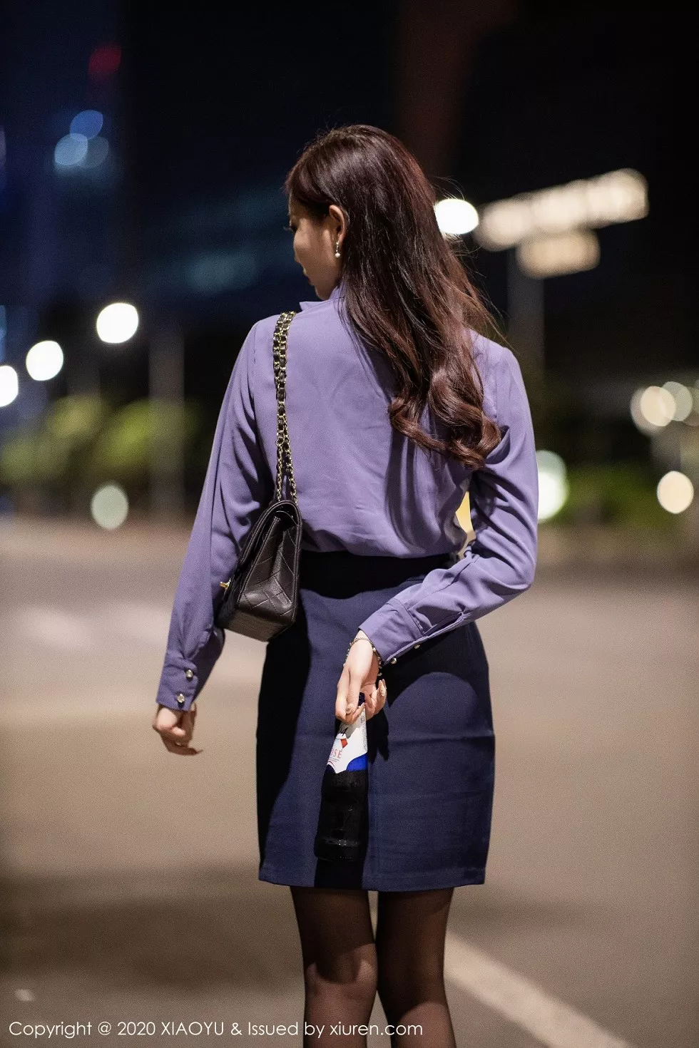 Xgyw.Org_[XiaoYu画语界]Vol.323_女神杨晨晨suga阳朔旅拍豪车内半脱露性感内衣完美诱惑写真87P