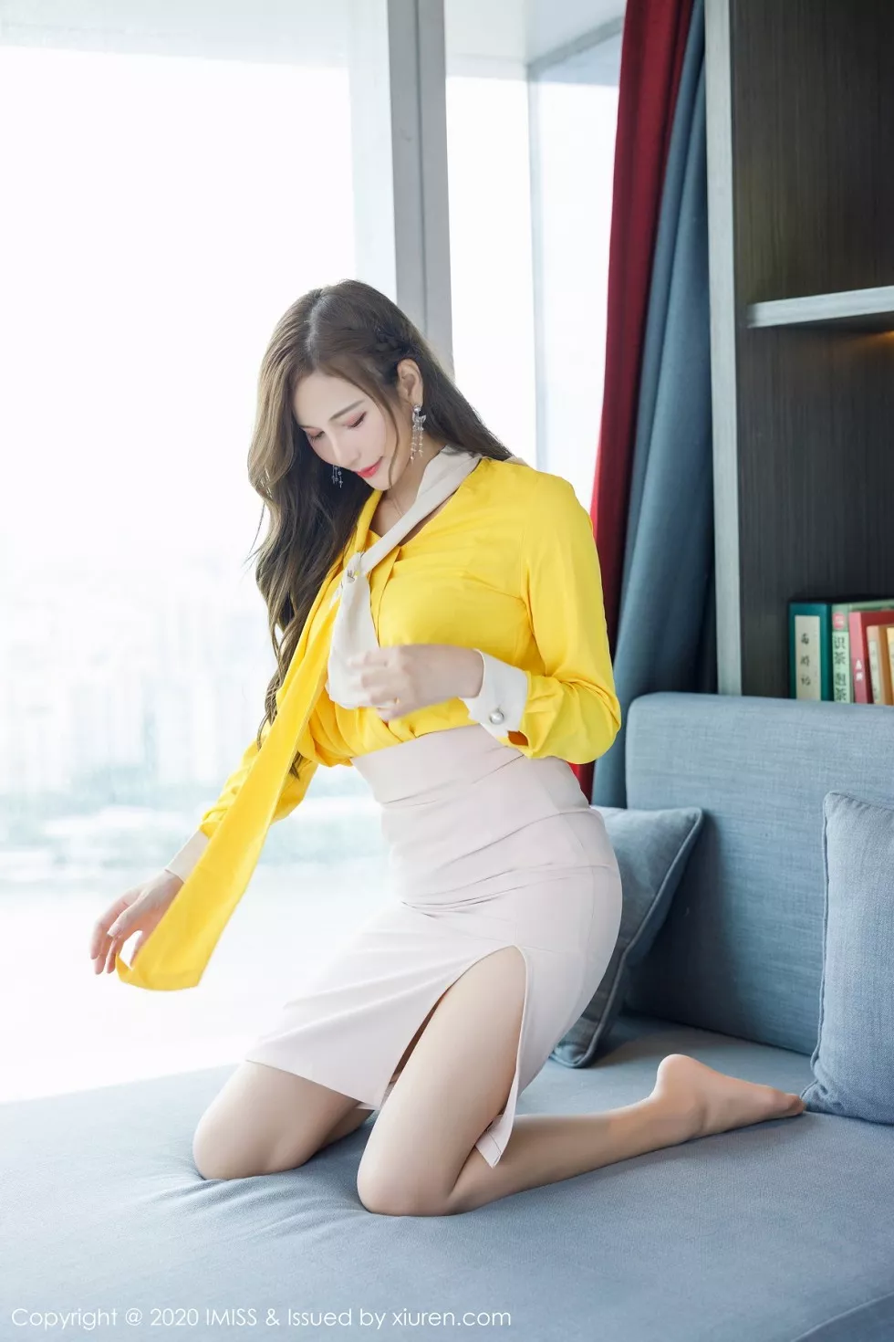 Xgyw.Org_[IMISS爱蜜社]Vol.494_女神Lavinia肉私房性感内衣配肉丝裤袜秀完美身材诱惑写真53P