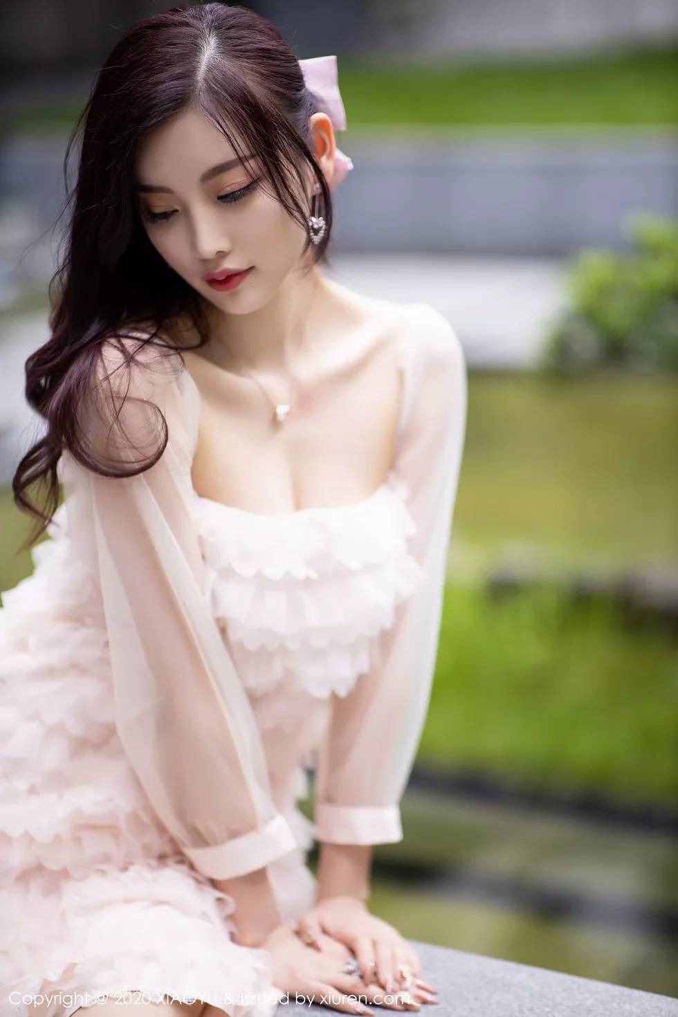 Xgyw.Org_[XiaoYu画语界]Vol.358_女神杨晨晨sugar阳朔旅拍粉色运动内衣秀魔鬼身材诱惑写真70P