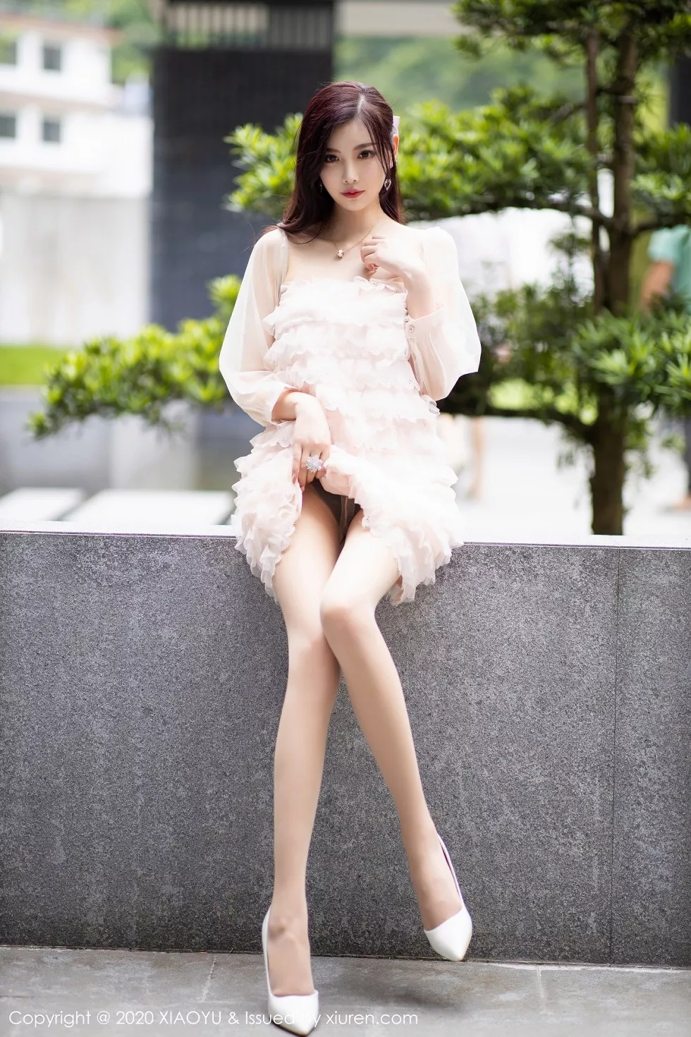 Xgyw.Org_[XiaoYu画语界]Vol.358_女神杨晨晨sugar阳朔旅拍粉色运动内衣秀魔鬼身材诱惑写真70P