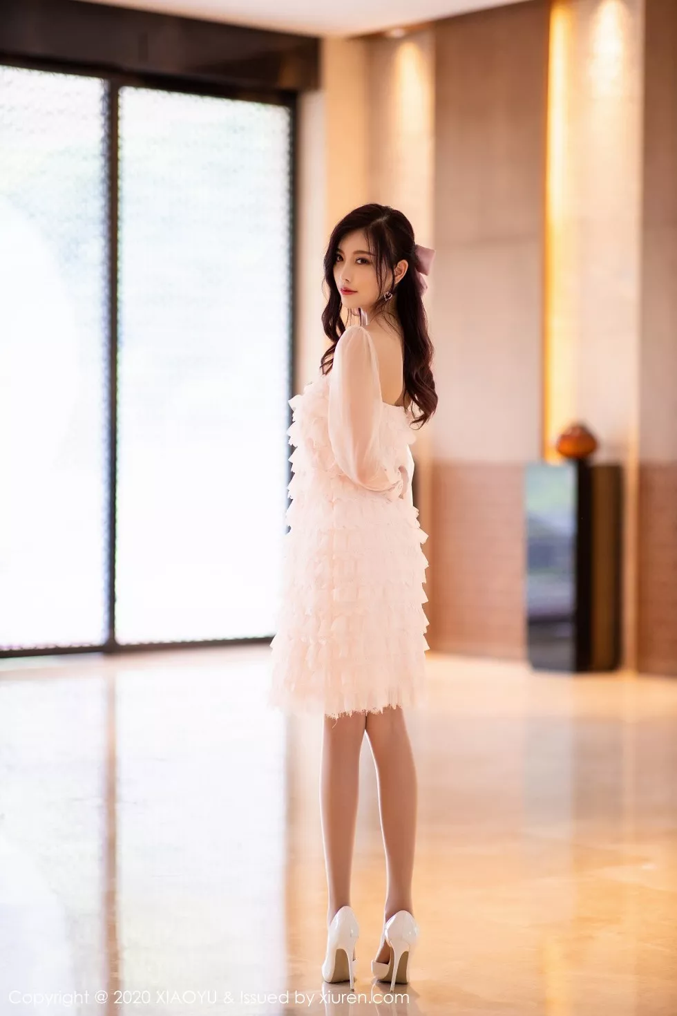 Xgyw.Org_[XiaoYu画语界]Vol.358_女神杨晨晨sugar阳朔旅拍粉色运动内衣秀魔鬼身材诱惑写真70P