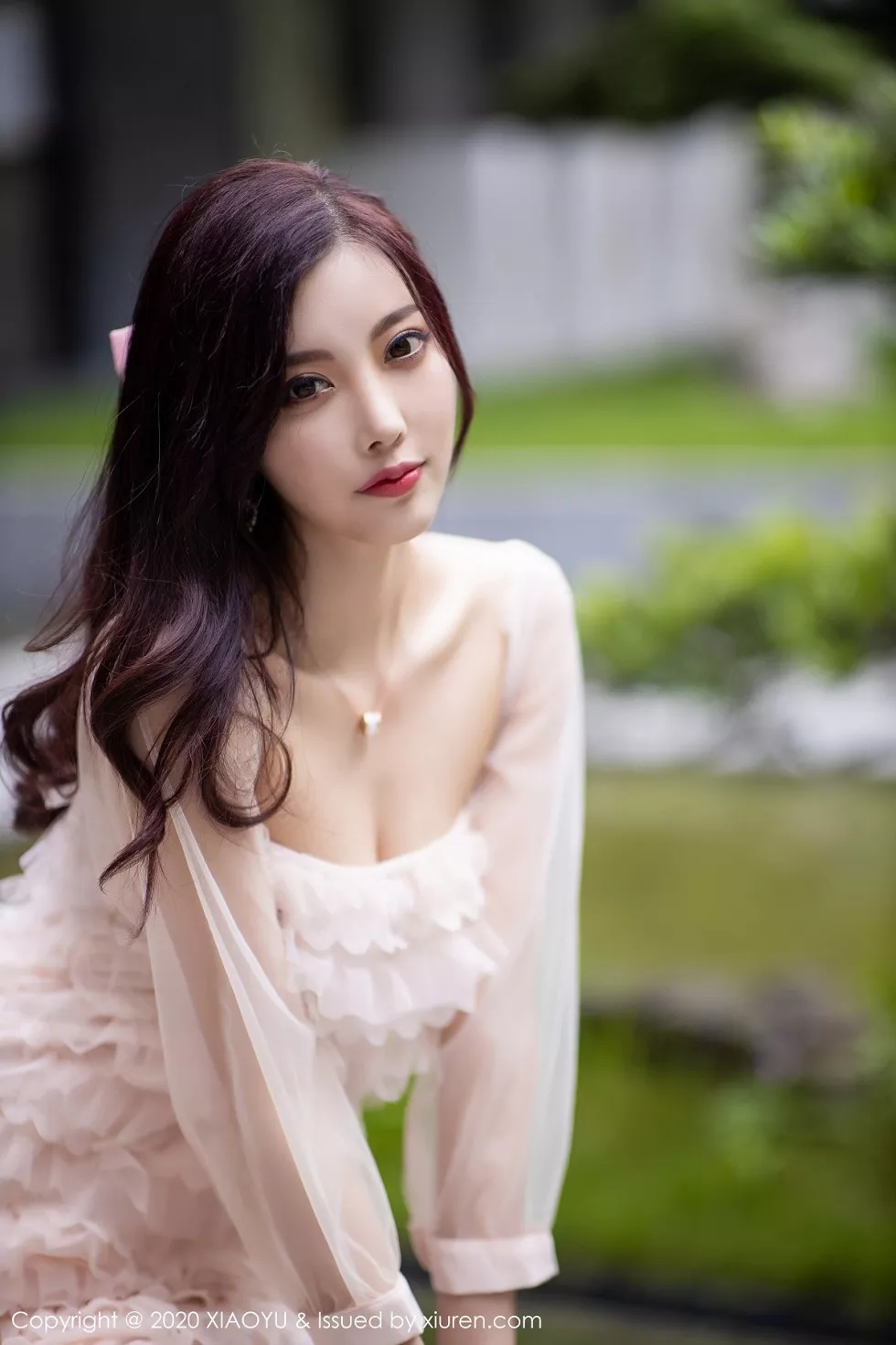Xgyw.Org_[XiaoYu画语界]Vol.358_女神杨晨晨sugar阳朔旅拍粉色运动内衣秀魔鬼身材诱惑写真70P