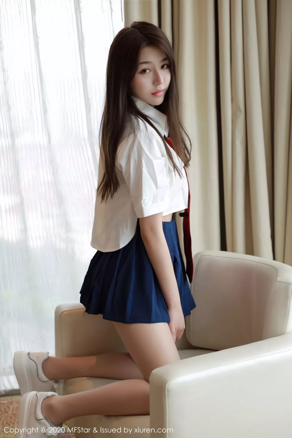 Xgyw.Org_[MFStar模范学院]Vol.362_嫩模梦梵私房性感JK制服露蕾丝内裤秀翘臀诱惑写真53P