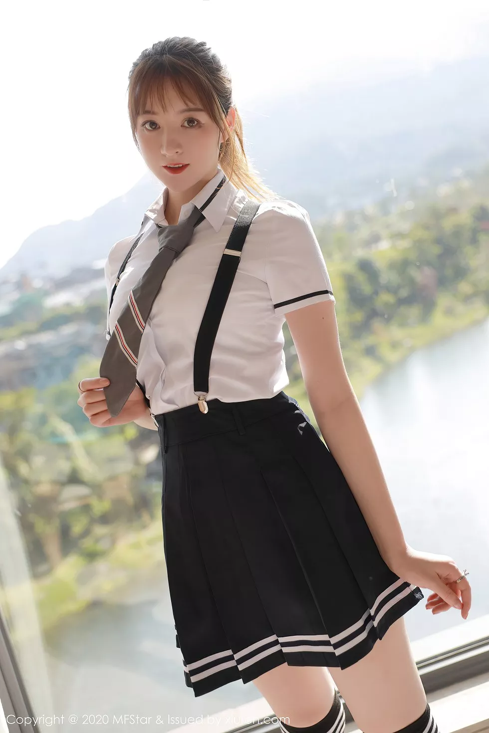 Xgyw.Org_[MFStar模范学院]Vol.390_嫩模yoo优优四川旅拍学院风校服主题半脱露性感内衣写真67P