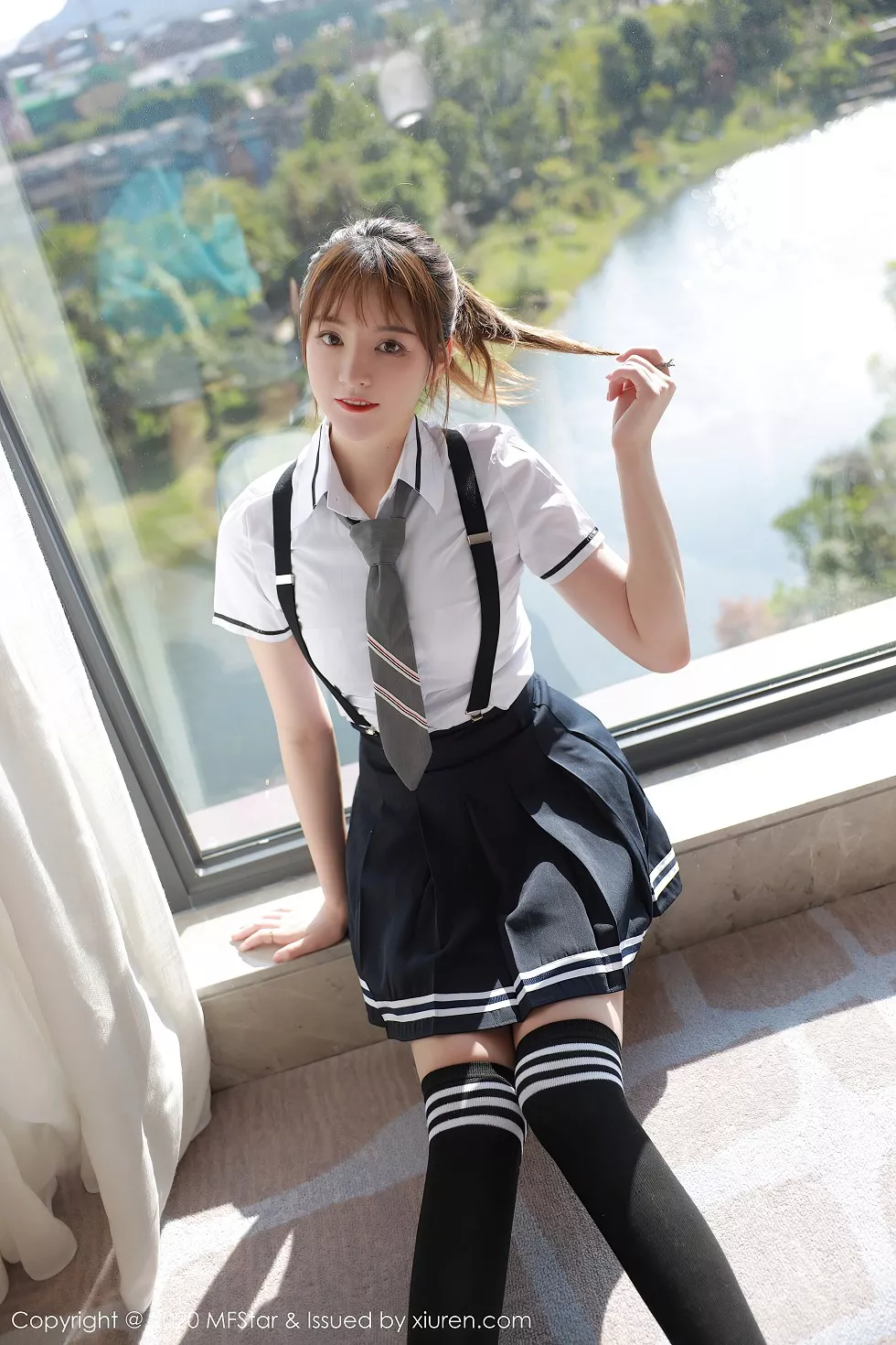 Xgyw.Org_[MFStar模范学院]Vol.390_嫩模yoo优优四川旅拍学院风校服主题半脱露性感内衣写真67P