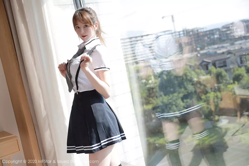 Xgyw.Org_[MFStar模范学院]Vol.390_嫩模yoo优优四川旅拍学院风校服主题半脱露性感内衣写真67P