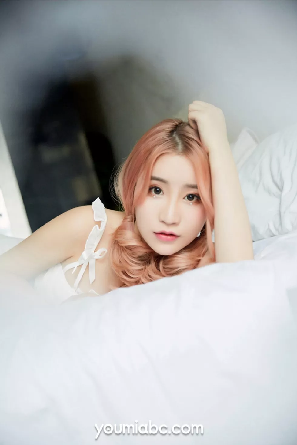 Xgyw.Org_[YouMi尤蜜]Vol.418_嫩模绯月樱-Cherry诱惑天使主题床上性感白色内衣诱惑写真25P