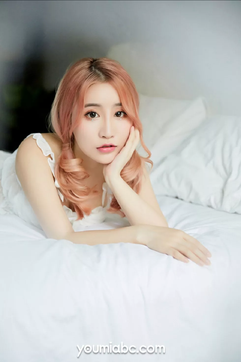 Xgyw.Org_[YouMi尤蜜]Vol.418_嫩模绯月樱-Cherry诱惑天使主题床上性感白色内衣诱惑写真25P