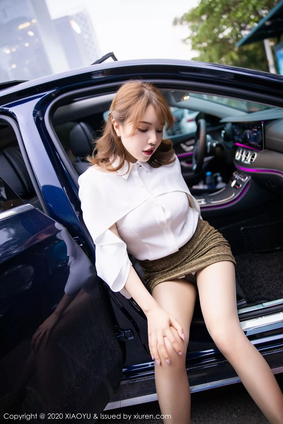 Xgyw.Org_[XiaoYu画语界]Vol.382_女神黄乐然性感魅力车拍系列白衬衣配肉丝裤袜撩人诱惑写真112P