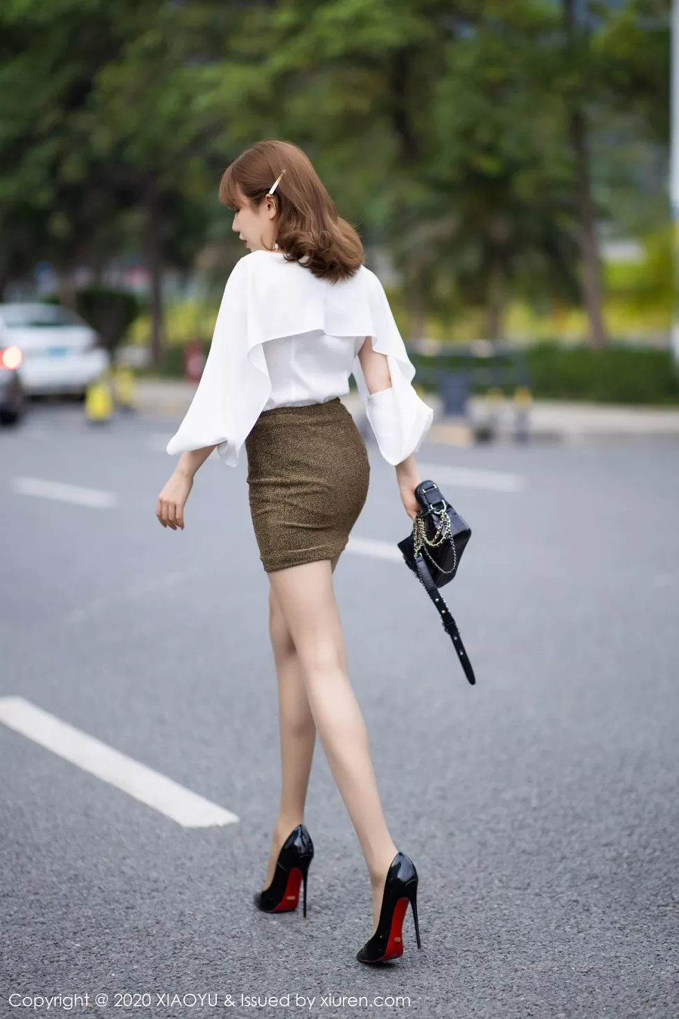 Xgyw.Org_[XiaoYu画语界]Vol.382_女神黄乐然性感魅力车拍系列白衬衣配肉丝裤袜撩人诱惑写真112P
