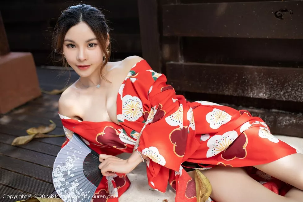 Xgyw.Org_[MiStar魅妍社]Vol.326_嫩模沈佳熹私房鲜艳红色和服半露酥胸白嫩美腿诱惑写真45P