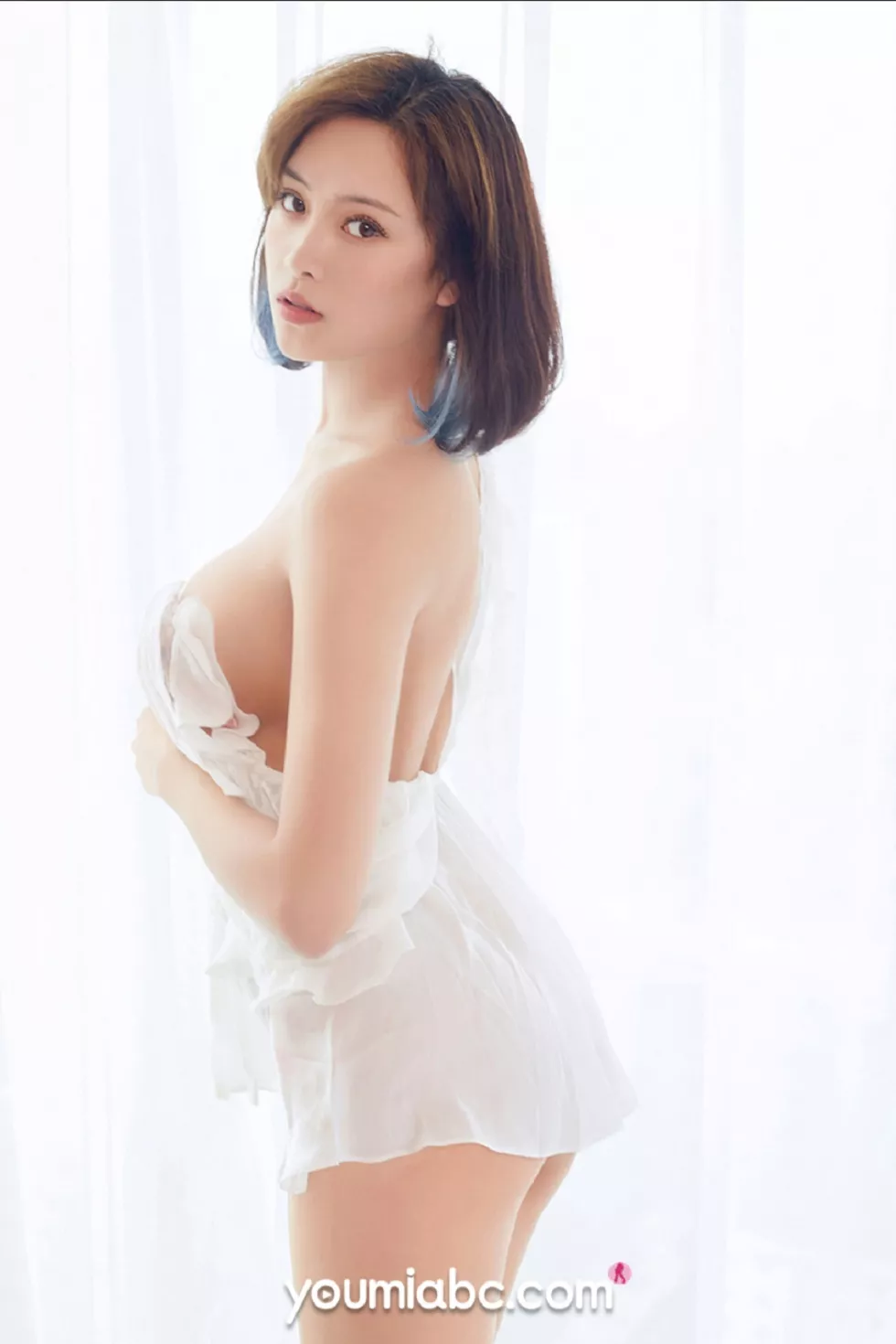Xgyw.Org_[YouMi尤蜜]Vol.491_嫩模徐文君私房性感比基尼半脱露豪乳翘臀大胆诱惑写真30P