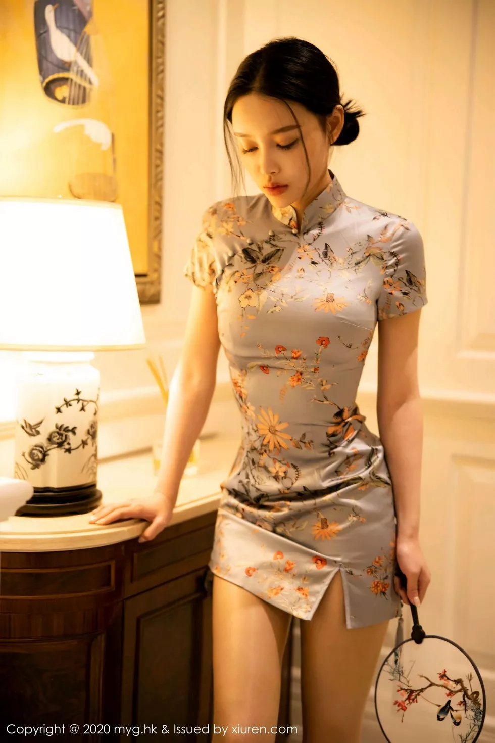 Xgyw.Org_[MyGirl美媛馆]Vol.473_女神唐琪儿床上古典婀娜旗袍配肉丝裤袜撩人姿势诱惑写真148P