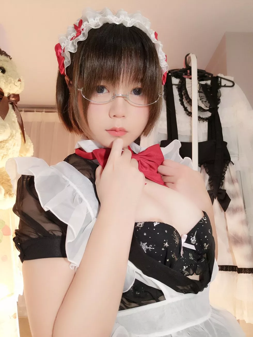 Xgyw.Org_[Cosplay精选]きょう肉肉女仆装半脱露性感内衣秀丰满身材撩人诱惑写真31P
