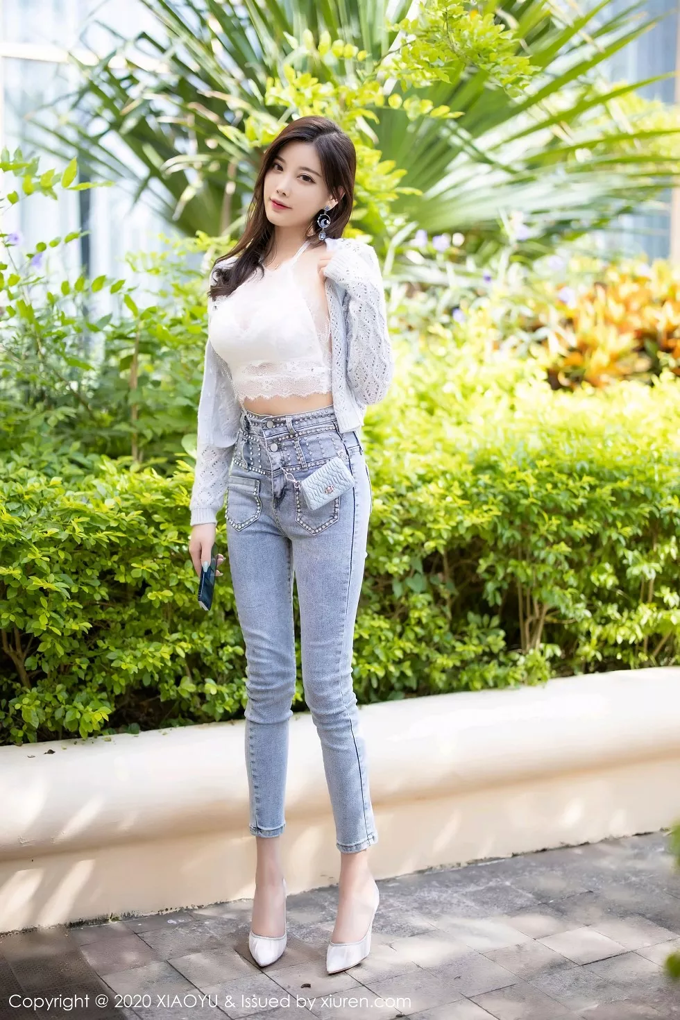 Xgyw.Org_[XiaoYu画语界]Vol.433_女神杨晨晨sugar床上脱牛仔裤露蕾丝内裤秀翘臀诱惑写真93P