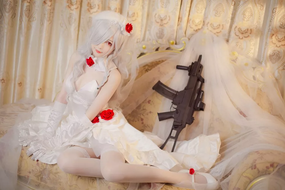 Xgyw.Org_[Cosplay精选]小姐姐南宫G36C系列性感白色吊裙配蕾丝袜完美诱惑写真18P