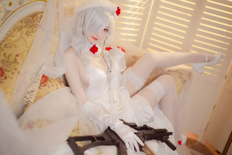 Xgyw.Org_[Cosplay精选]小姐姐南宫G36C系列性感白色吊裙配蕾丝袜完美诱惑写真18P