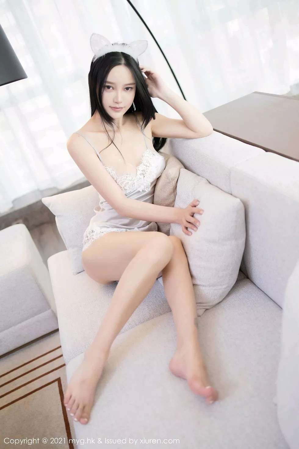 Xgyw.Org_[MyGirl美媛馆]Vol.480_嫩模唐琪儿可爱猫耳配精致镂空吊裙秀完美身材诱惑写真50P