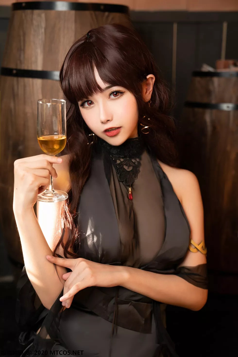Xgyw.Org_[喵糖映画]Vol.336_长发美女私房黑色薄透礼裙秀完美身材白嫩美腿诱惑写真20P