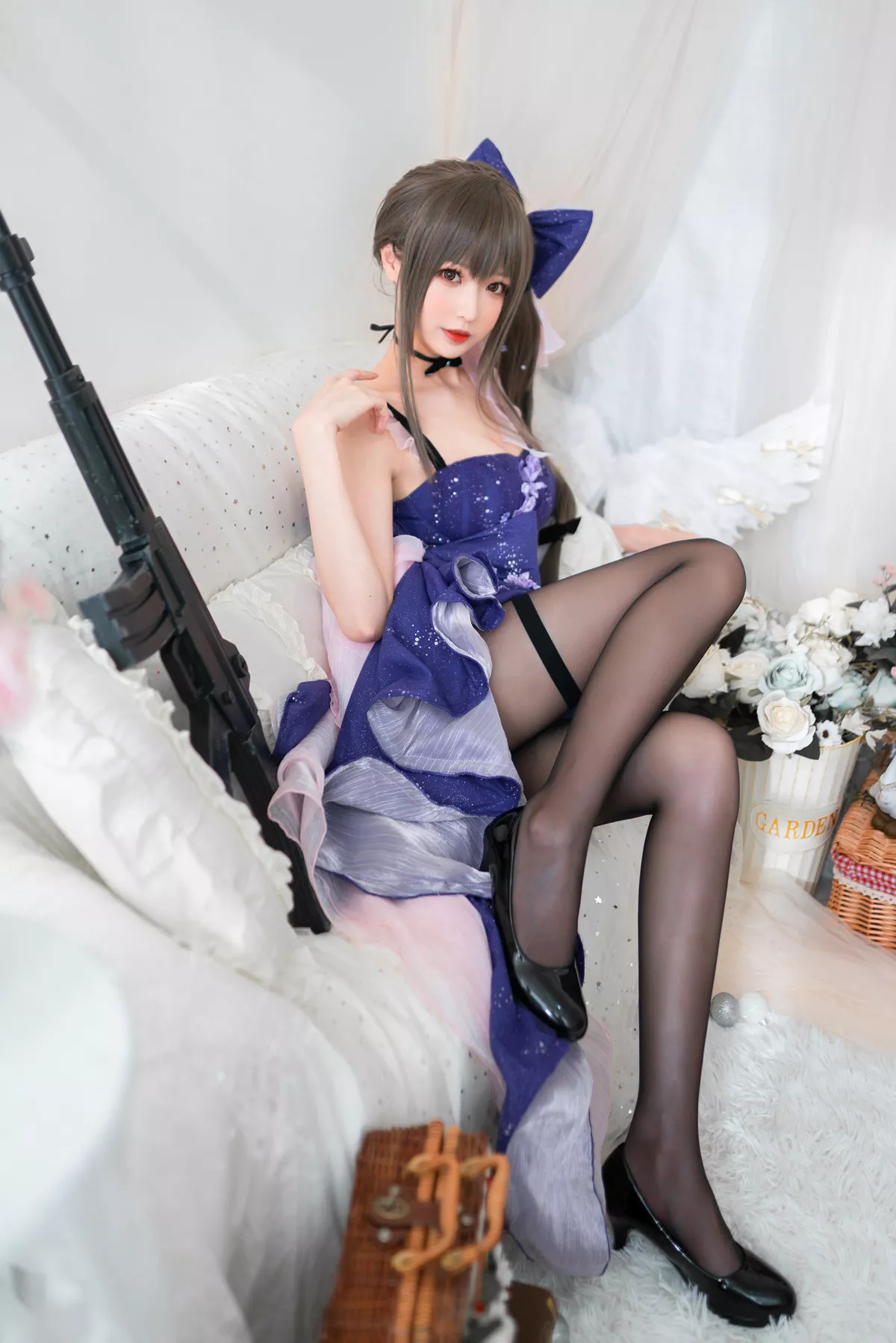 Xgyw.Org_[喵糖映画]Vol.354_蓝裙蝶美女私房Cosplay主题性感黑丝裤袜秀美腿撩人诱惑写真20P