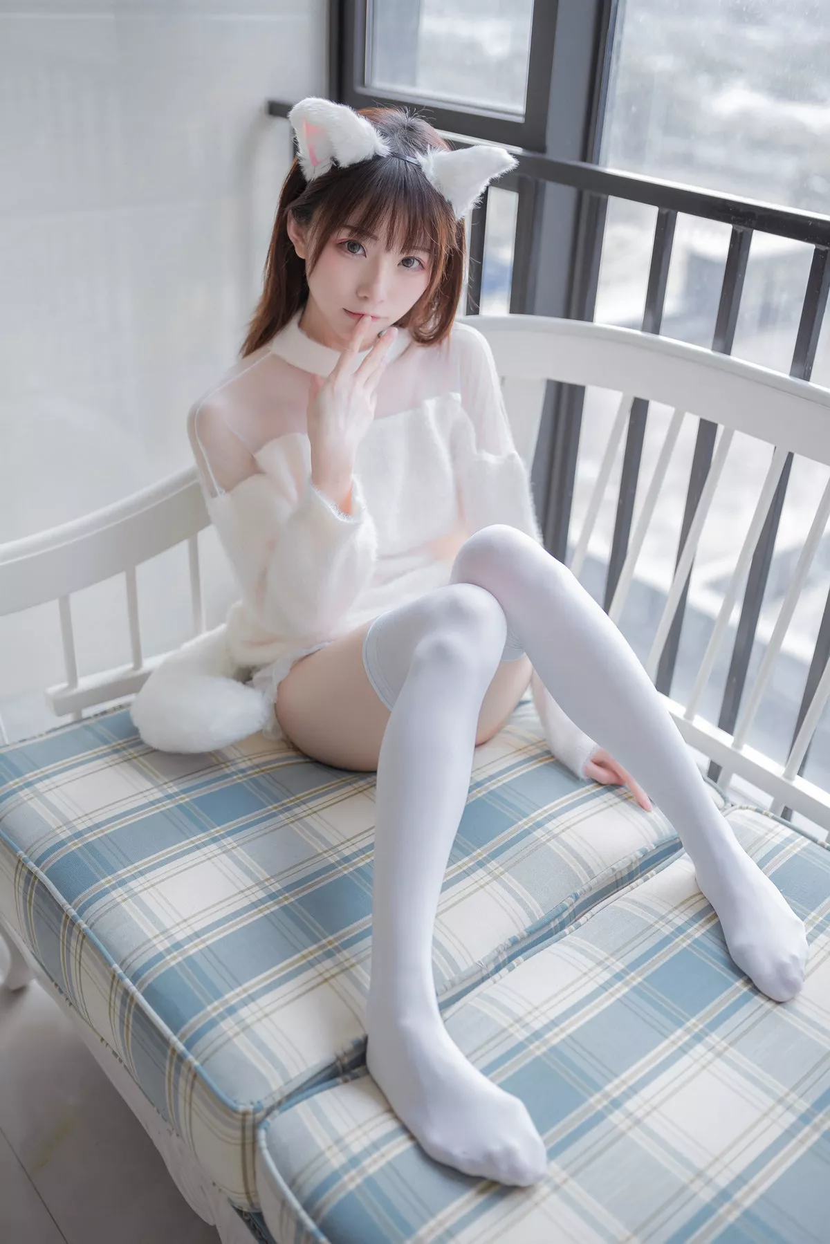 Xgyw.Org_动漫博主Kitaro_绮太郎私房性感猫女郎服饰配白丝袜秀完美身材迷人诱惑写真41P