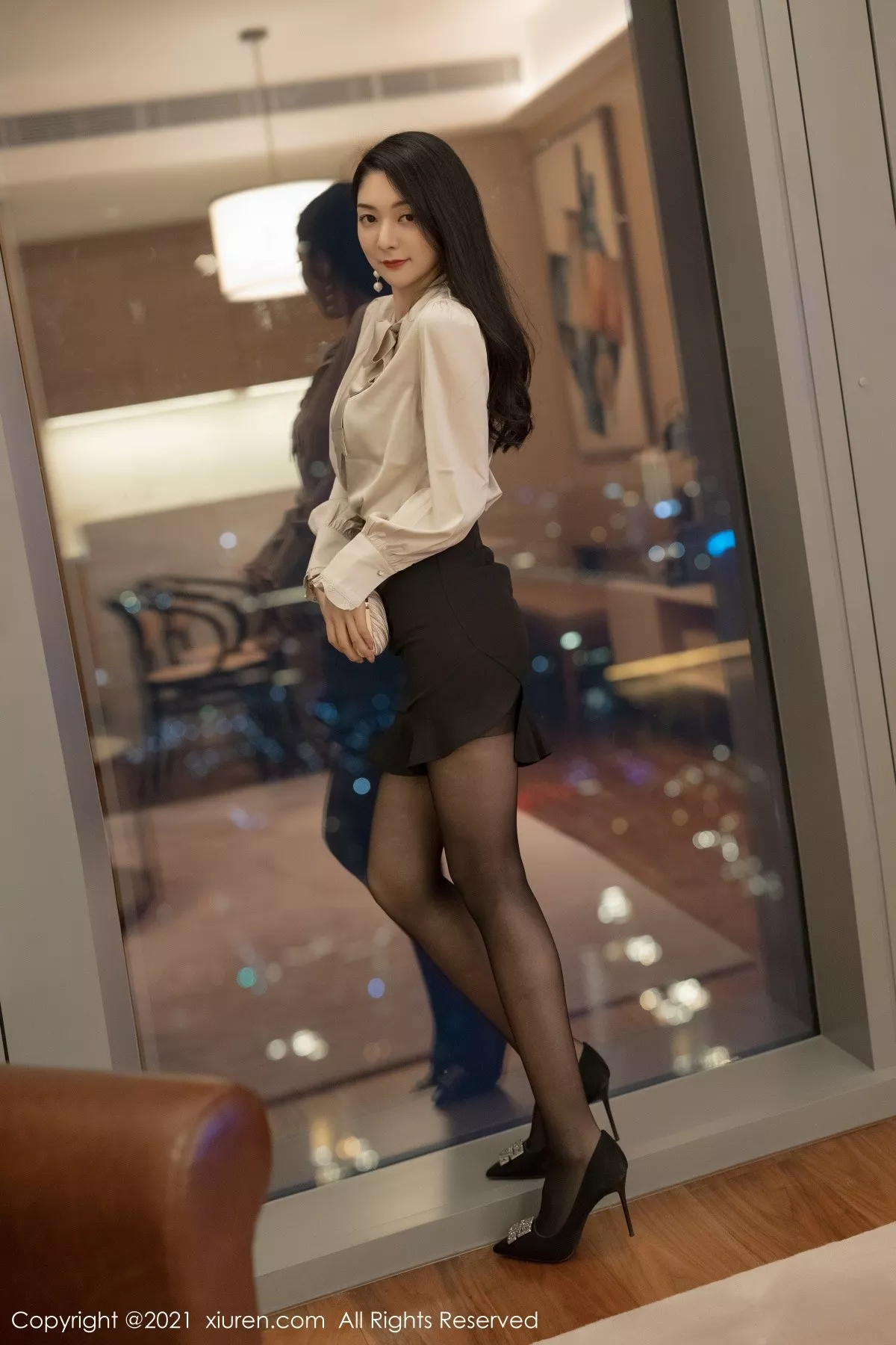 Xgyw.Org_XiuRen第3488期_女神Angela00眼镜OL制服短裙下超薄黑丝裤袜极致魅惑写真71P