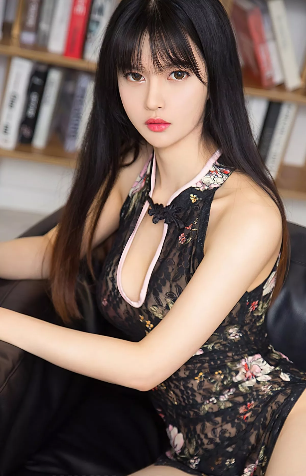 Xgyw.Org_[Ugirls爱尤物]No.2149_模特刘子潇等七大美女合集系列私房性感内衣完美诱惑写真35P
