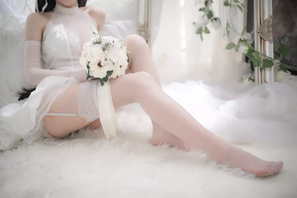 Xgyw.Org_性感尤物清水由乃爱宕婚纱主题白色薄透婚纱配蕾丝吊袜秀豪乳翘臀诱惑写真49P