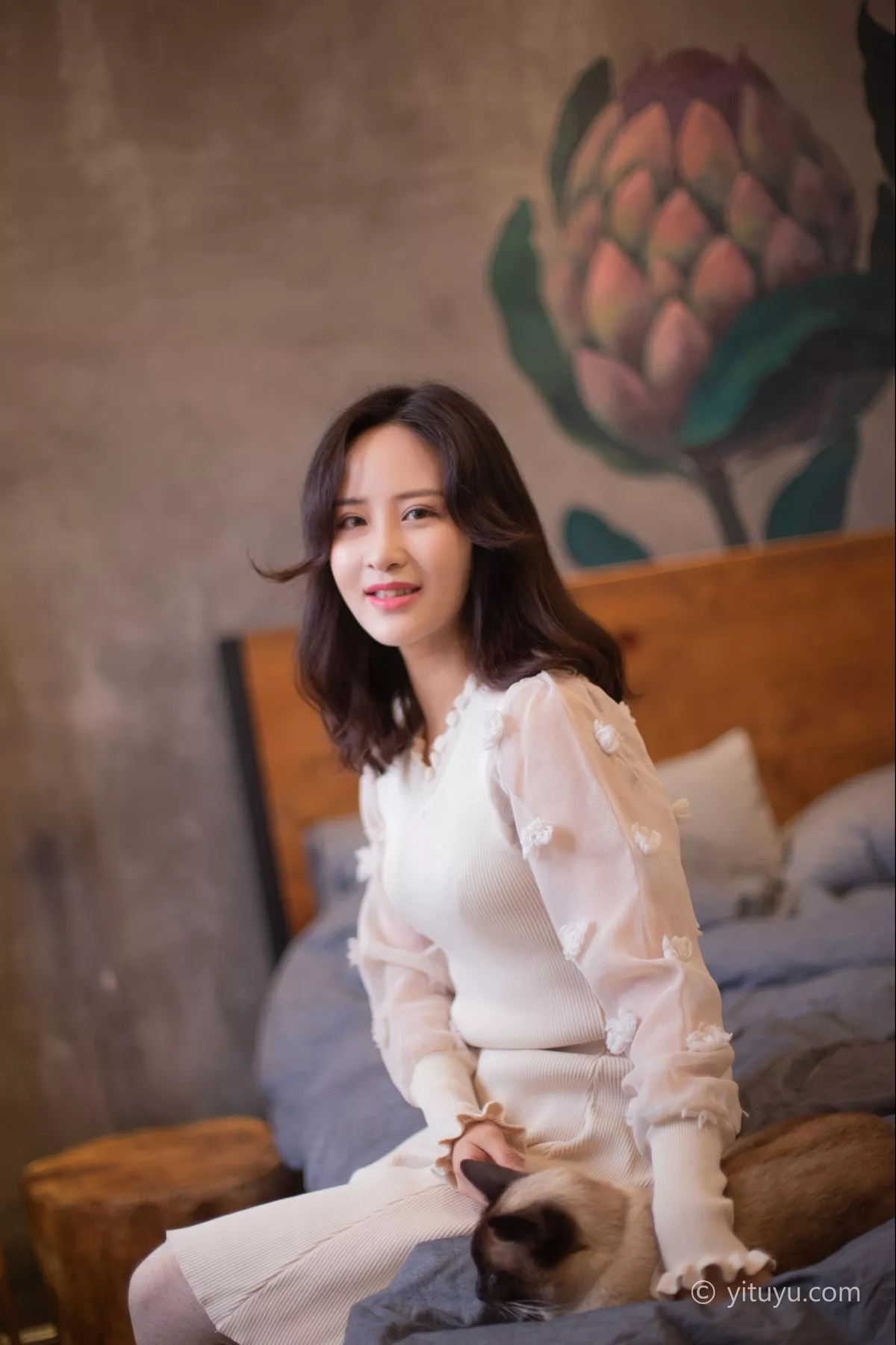 Xgyw.Org_[艺图语]Vol.012_模特毛毛爱的寄托主题私房纯白连身裙配绒毛丝袜清爽迷人写真29P