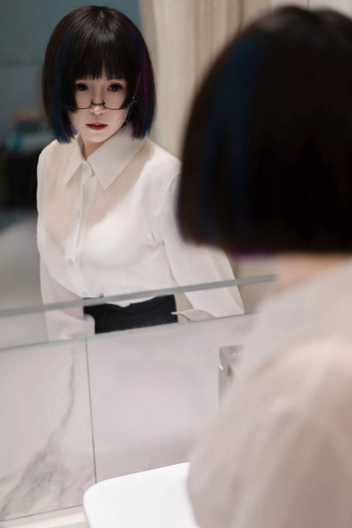 Xgyw.Org_COS福利美少女晕崽迷情小秘主题性感白衬衣配黑短裙开档黑丝秀美腿诱惑写真36P