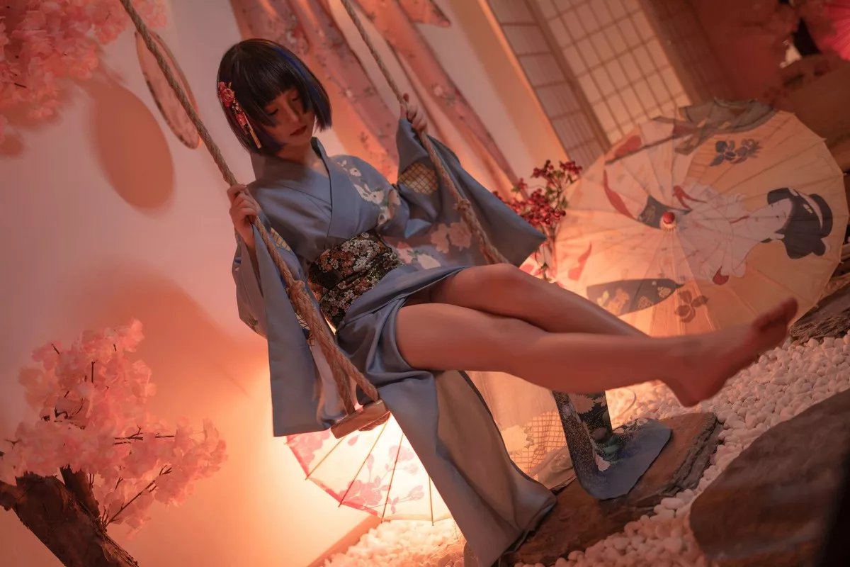Xgyw.Org_COS福利美少女晕崽樱之诱惑主题私房日系风性感和服露白嫩美腿迷人写真34P
