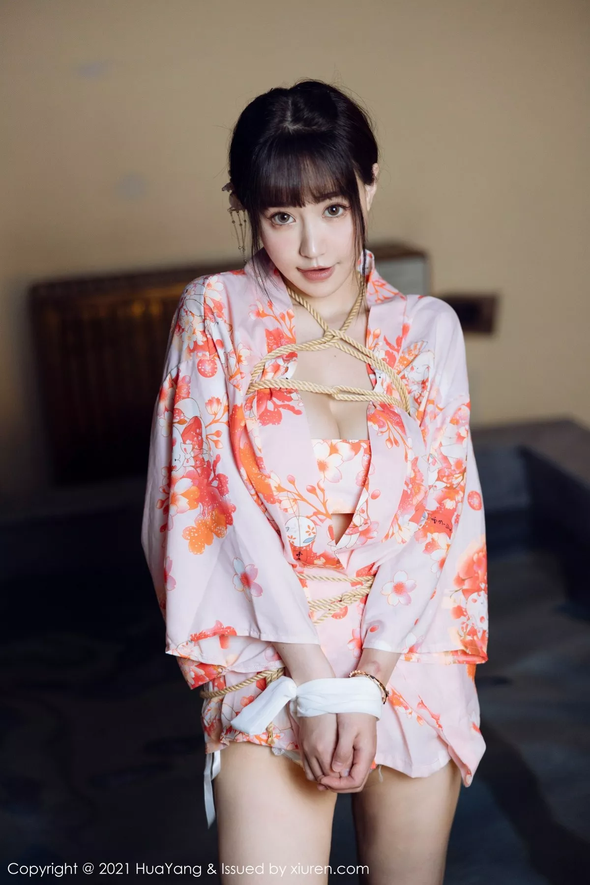 Xgyw.Org_[HuaYang花漾]Vol.463_女神朱可儿Flower成都旅拍温泉内情趣捆绑露豪乳火辣诱惑写真61P