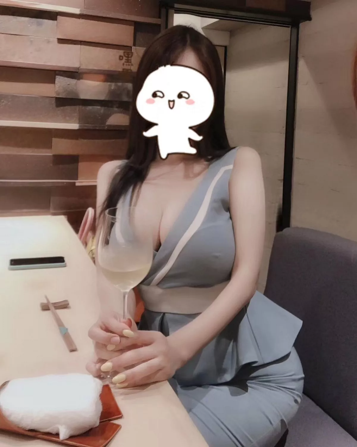 Xgyw.Org_网络美女薇薇微信朋友圈资源合集私房性感连身裙系列秀魔鬼身材迷人诱惑写真297P