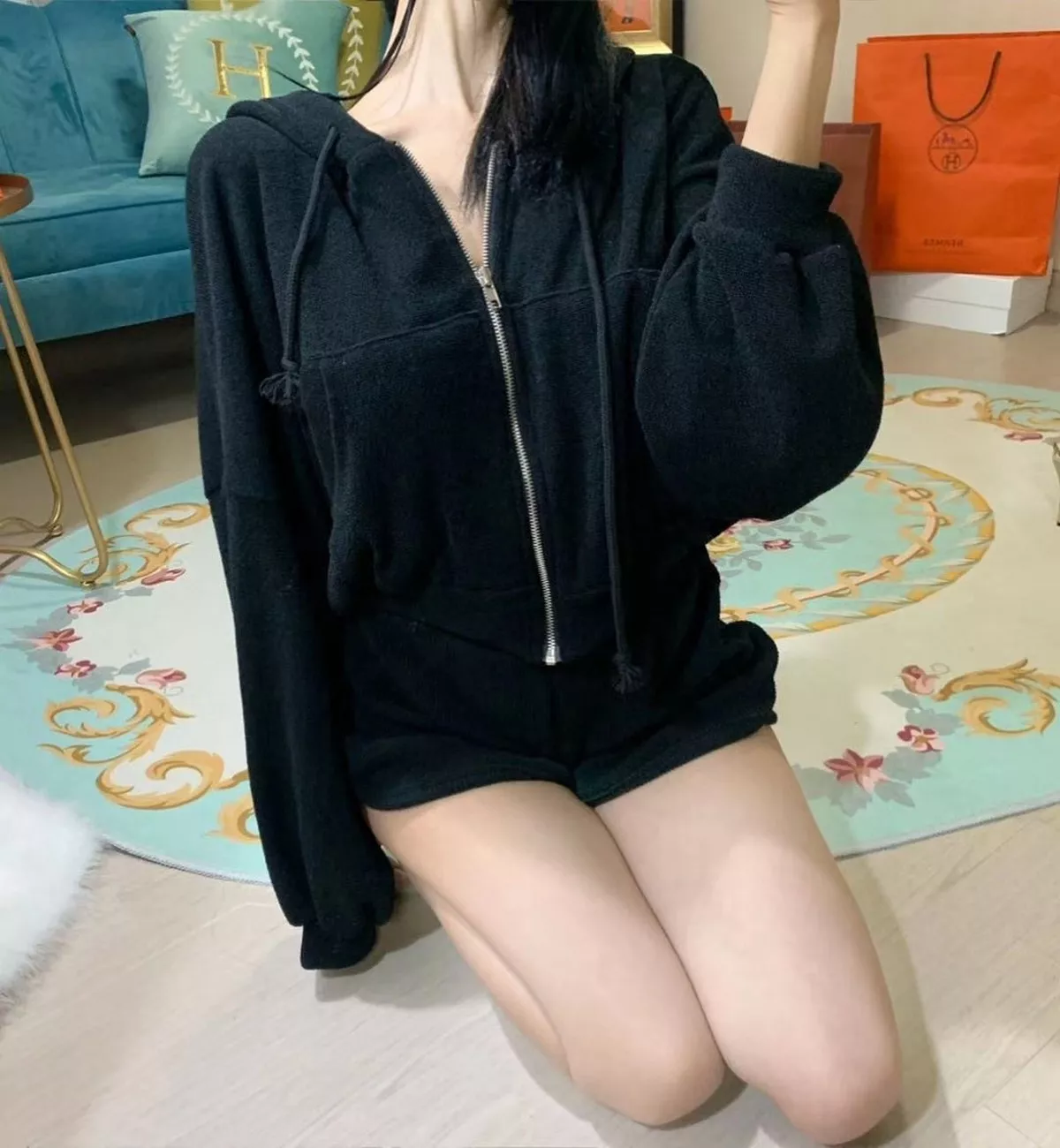 Xgyw.Org_网络美女薇薇微信朋友圈资源合集私房性感连身裙系列秀魔鬼身材迷人诱惑写真297P