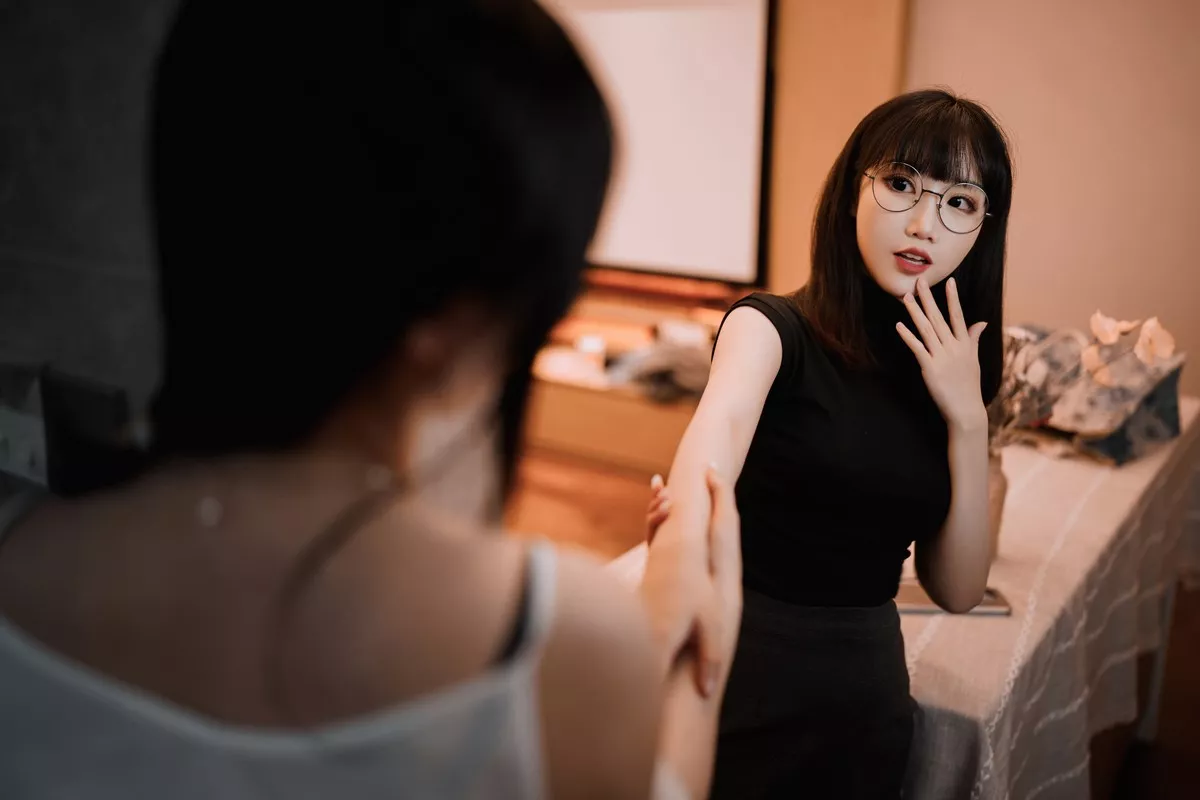 Xgyw.Org_网络美女rioko凉凉子&面饼仙儿双人黑丝主题私房OL制服下超薄黑丝秀美腿诱惑写真91P