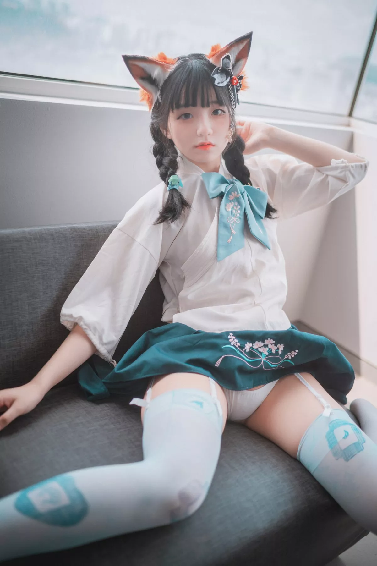 Xgyw.Org_[DJAWA]No.003_韩国美女Jenny_Kitune in Hanfu主题蕾丝吊袜秀翘臀诱惑写真52P