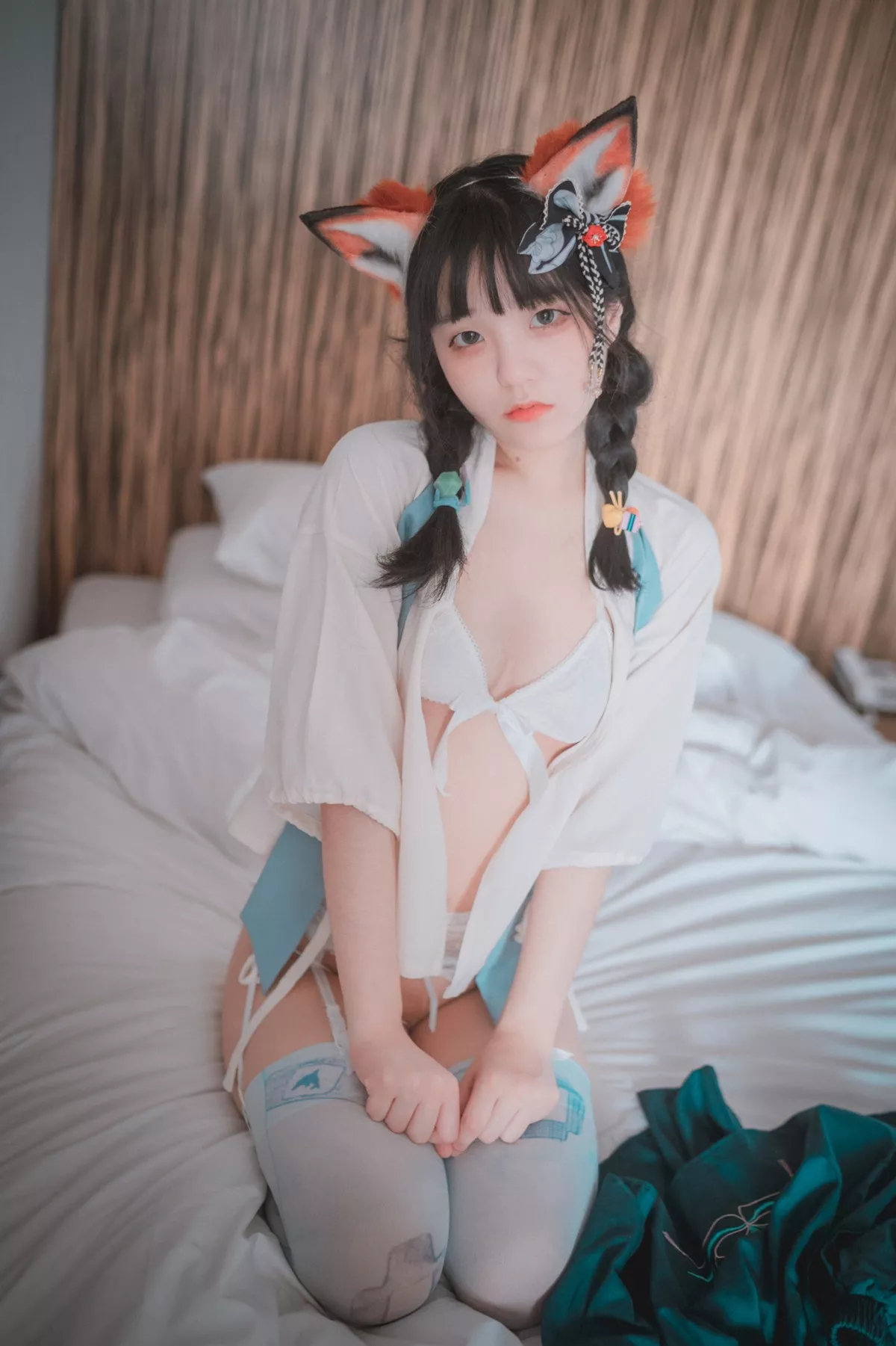 Xgyw.Org_[DJAWA]No.003_韩国美女Jenny_Kitune in Hanfu主题蕾丝吊袜秀翘臀诱惑写真52P